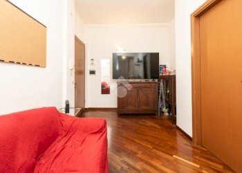 Two-room apartment Via Giacomo Antonini, Milano (neighborhood Vigentino) - photo 1