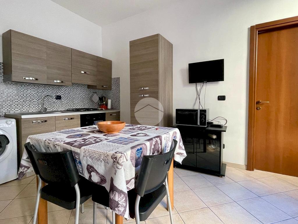 Two-room apartment Via Cola Montano, Milano (neighborhood Isola) - photo 3