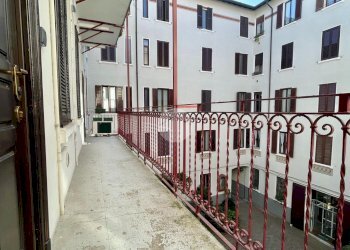 Two-room apartment Via Cola Montano, Milano (neighborhood Isola) - photo 18