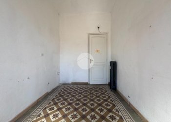 Four-room apartment Via Principi d'Acaja, Torino (neighborhood Cit Turin) - photo 5