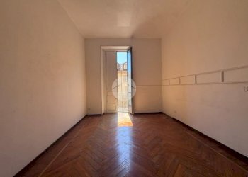 Four-room apartment Via Principi d'Acaja, Torino (neighborhood Cit Turin) - photo 19