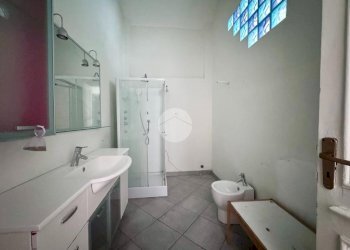 Four-room apartment Via Principi d'Acaja, Torino (neighborhood Cit Turin) - photo 25
