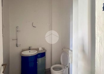 Four-room apartment Via Principi d'Acaja, Torino (neighborhood Cit Turin) - photo 26
