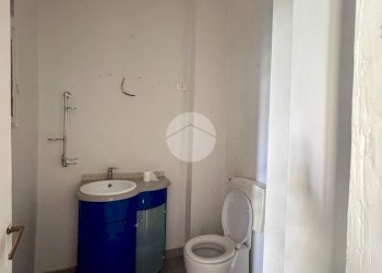 Four-room apartment Via Principi d'Acaja, Torino (neighborhood Cit Turin) - photo 27