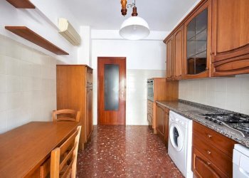 Four-room apartment Via Zara, La Spezia (neighborhood Rebocco) - photo 14