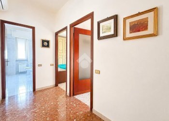 Four-room apartment Via Zara, La Spezia (neighborhood Rebocco) - photo 18