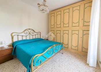 Four-room apartment Via Zara, La Spezia (neighborhood Rebocco) - photo 20