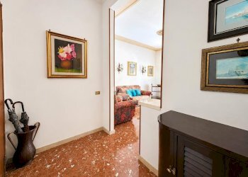 Four-room apartment Via Zara, La Spezia (neighborhood Rebocco) - photo 30