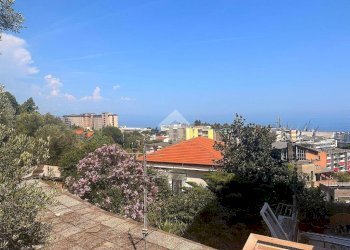 One-room apartment Via Genova, Savona (neighborhood Valloria) - photo 25