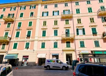 Appartamento Via Montenotte, Savona (zona Centro) - foto 1