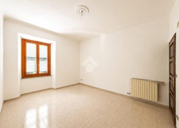 Appartamento Via Montenotte, Savona (zona Centro) - foto 8
