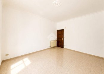Appartamento Via Montenotte, Savona (zona Centro) - foto 9