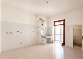 Appartamento Via Montenotte, Savona (zona Centro) - foto 11