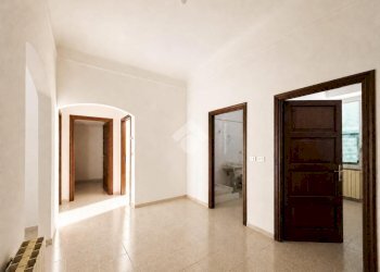 Appartamento Via Montenotte, Savona (zona Centro) - foto 33