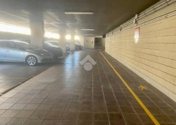 Posto Auto Piazza Borgo Pila, Genova (zona Foce) - foto 5
