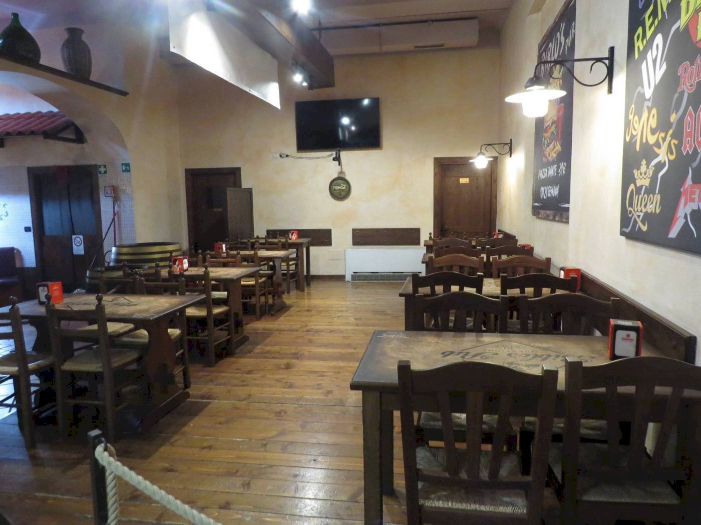 Pub - Enoteca - Wine Bar Piazza Dante, 35, Genova - foto 2