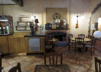 Pub - Enoteca - Wine Bar Piazza Dante, 35, Genova - foto 7