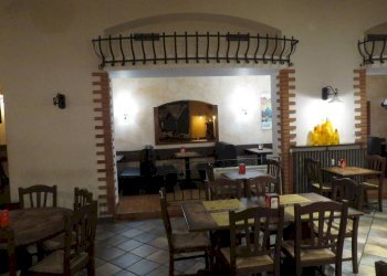 Pub - Enoteca - Wine Bar Piazza Dante, 35, Genova - foto 11