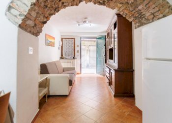 Three-room apartment Via Ponterotto, Genova (neighborhood Marassi) - photo 5