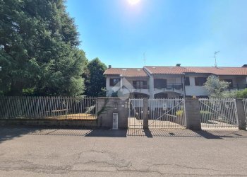 Porzione di casa Via Bruno Buozzi, Robecco sul Naviglio - foto 1