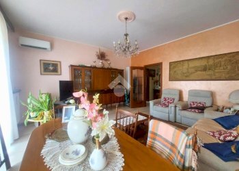 Three-room apartment Via pellico, Vittuone - photo 5