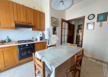 Three-room apartment Via pellico, Vittuone - photo 13