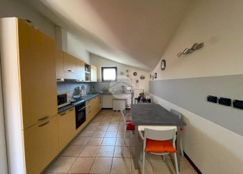 Four-room apartment Via Clemente Fusero, Cherasco - photo 16