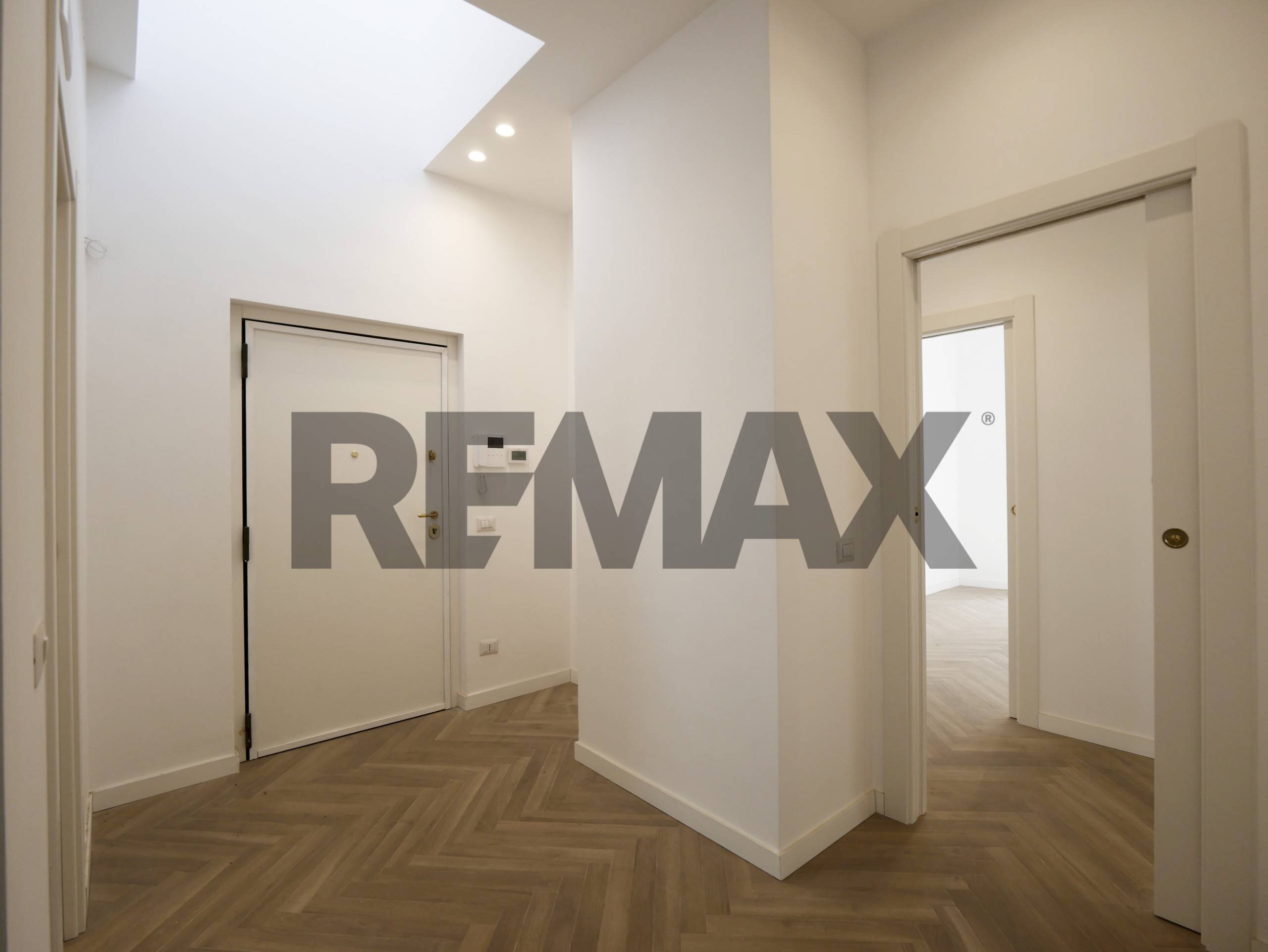 Hall / corridoio - Independent house Via Faenza
97, Triggiano - photo 3