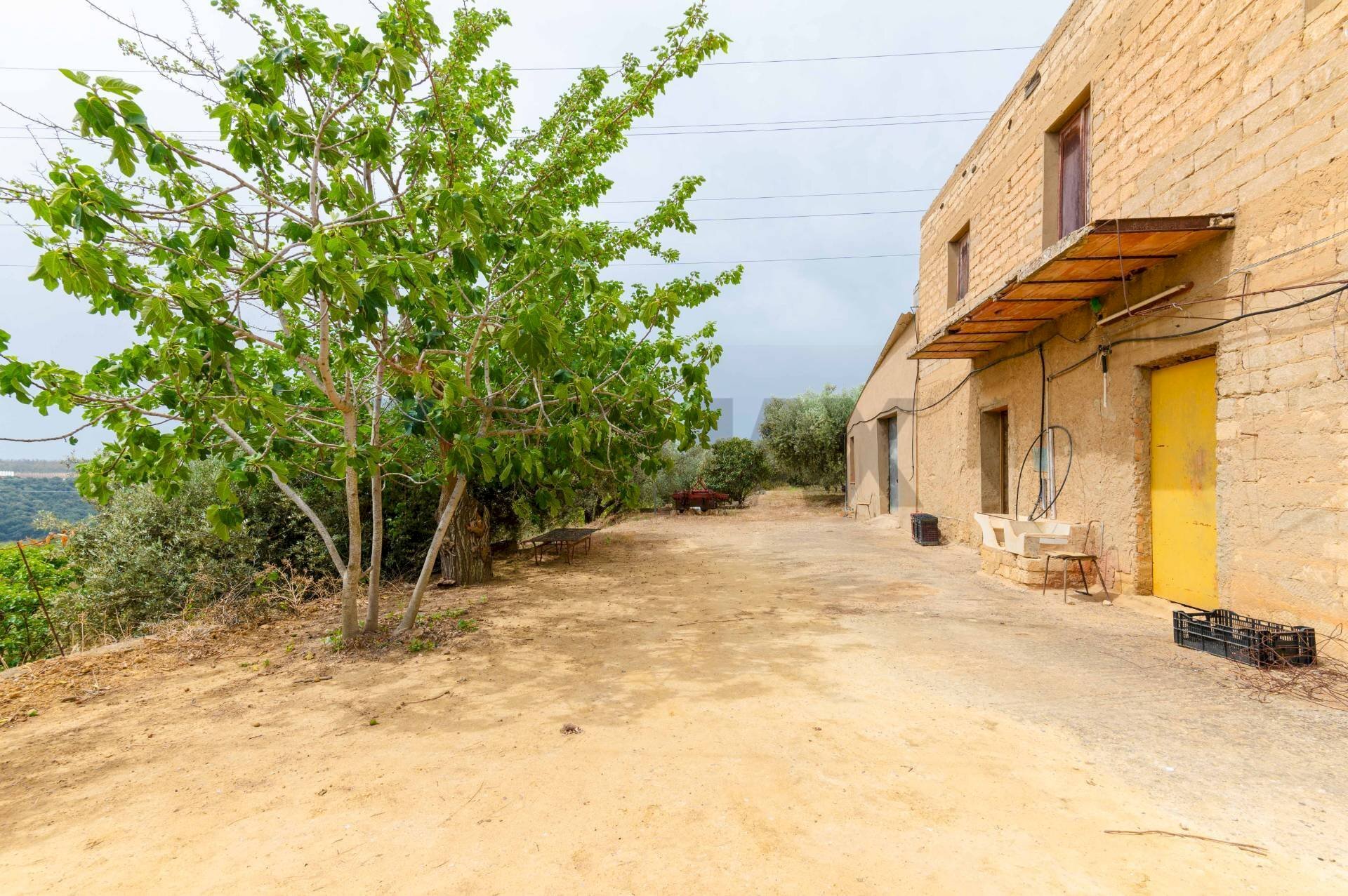 Casa all\'aperto - Rustico sp 34 bongiovanni cda vaccarizzo
 
snc, Caltagirone - foto 1