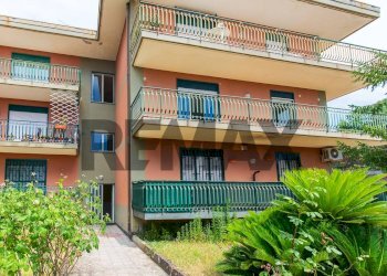 Edificio all\'aperto - Apartment Via Passopomo
 
97, Santa Venerina - photo 1
