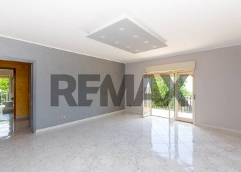 Stanza vuota - Apartment Via Passopomo
 
97, Santa Venerina - photo 4