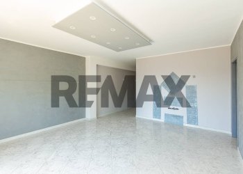 Stanza vuota - Apartment Via Passopomo
 
97, Santa Venerina - photo 7