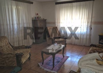 Soggiorno - Villa Via Padre Pio
 
33, Ramacca - foto 20