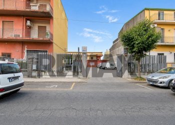 Edificio all\'aperto - Office Via della Regione
62, San Giovanni la Punta - photo 33