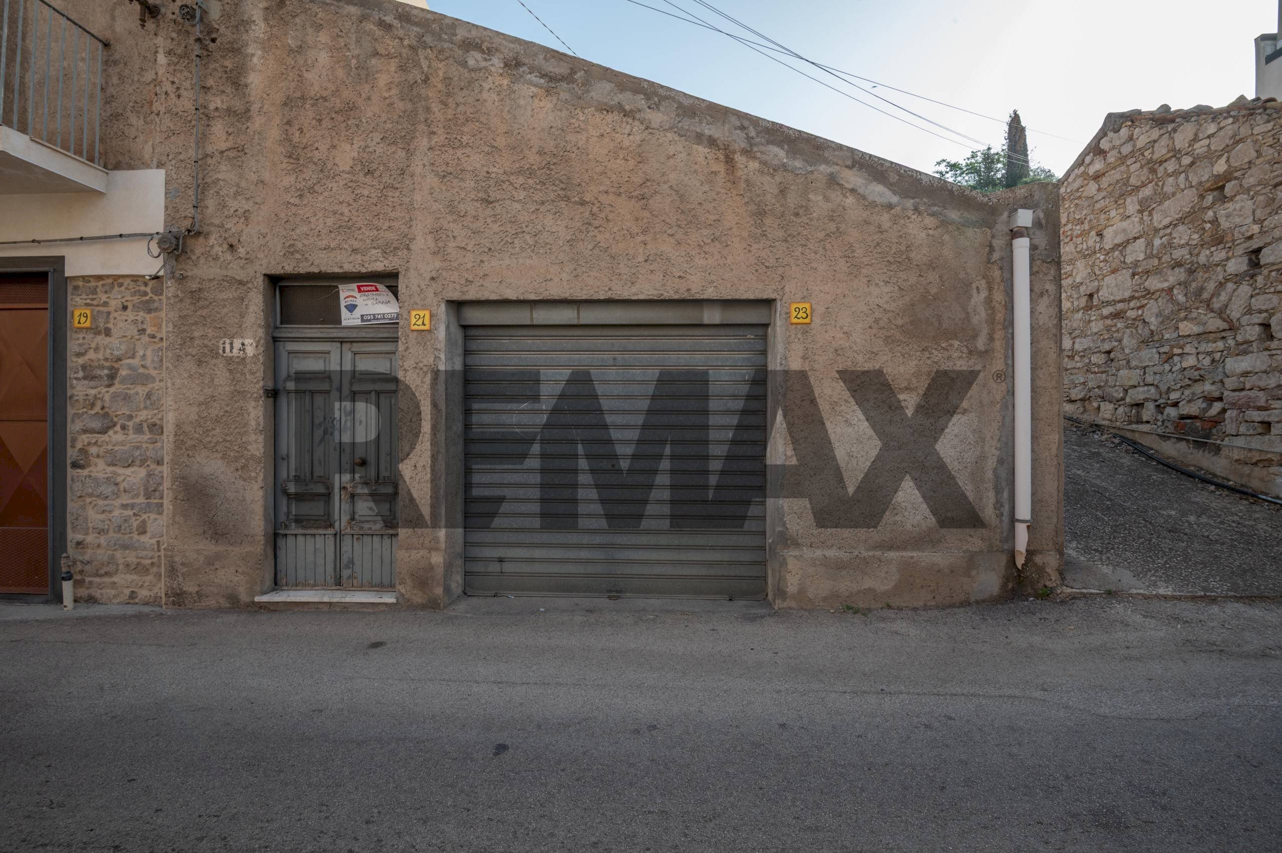 Edificio all\'aperto - Casa indipendente Via Giuseppe Garibaldi
 
21, Castel di Iudica - foto 1