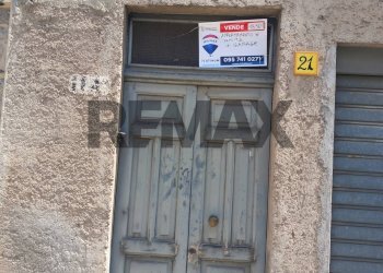 Edificio all\'aperto - Independent house Via Giuseppe Garibaldi
 
21, Castel di Iudica - photo 1