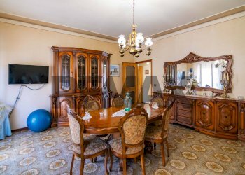 Sala da pranzo - Appartamento Via Salvatore d'Acquisto
 
49, Nicolosi - foto 4