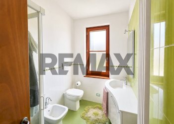Bagno - Terraced Villa Via Parigi
 
4, Montevarchi - photo 16