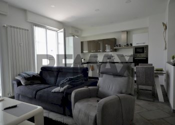 Sala da pranzo - Two-room apartment via Cadorna
 
22, Savona - photo 7