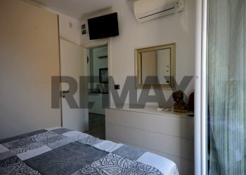 Camera / camera da letto - Two-room apartment via Cadorna
 
22, Savona - photo 21