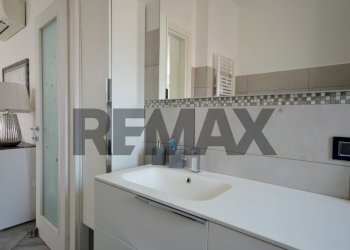 Bagno - Two-room apartment via Cadorna
 
22, Savona - photo 27
