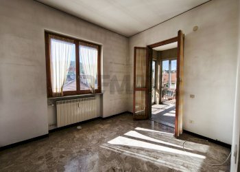 Stanza vuota - Quadrilocale via XXIV Dicembre
 
7, Altare - foto 8