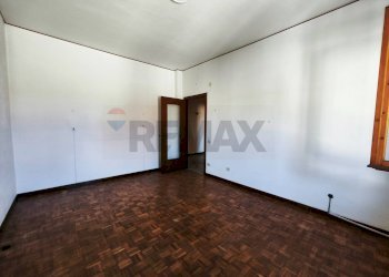 Stanza vuota - Quadrilocale via XXIV Dicembre
 
7, Altare - foto 27