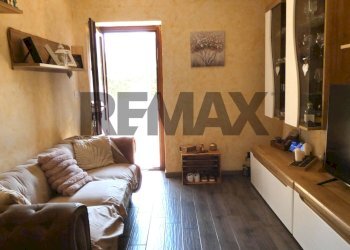 Soggiorno - Two-room apartment via san zeno
 
24, Garlasco - photo 27