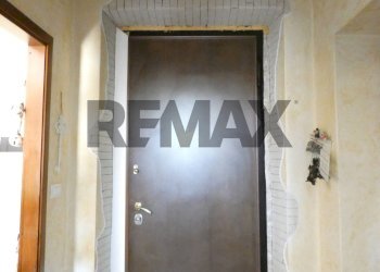 Hall / corridoio - Two-room apartment via san zeno
 
24, Garlasco - photo 57