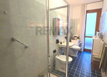 Bagno - Trilocale Viale Suzzani
 
8, Milano - foto 24