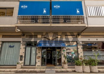 Edificio all\'aperto - Hotel Via gabriele dannunzio
54, Ragusa - photo 1