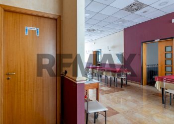 Sala da pranzo - Hotel Via gabriele dannunzio
54, Ragusa - photo 13