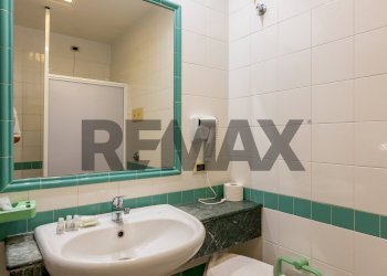 Bagno - Hotel Via gabriele dannunzio
54, Ragusa - photo 40