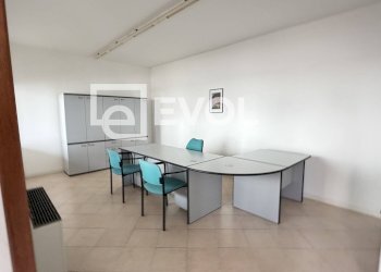 Foto 4 - Ufficio via Mulino Pevar
 
56, Buja - foto 4